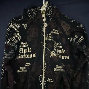 Apple bottoms sweater